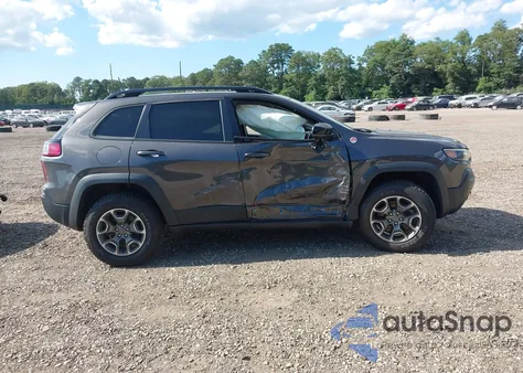 2022 Jeep Cherokee Trailhawk 4X4 z USA, uszkodzony, nr VIN 1C4PJMBX7ND546193